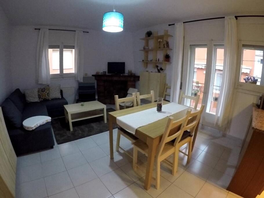 Cool Breeze Apartment Macanet De Cabrenys Luaran gambar