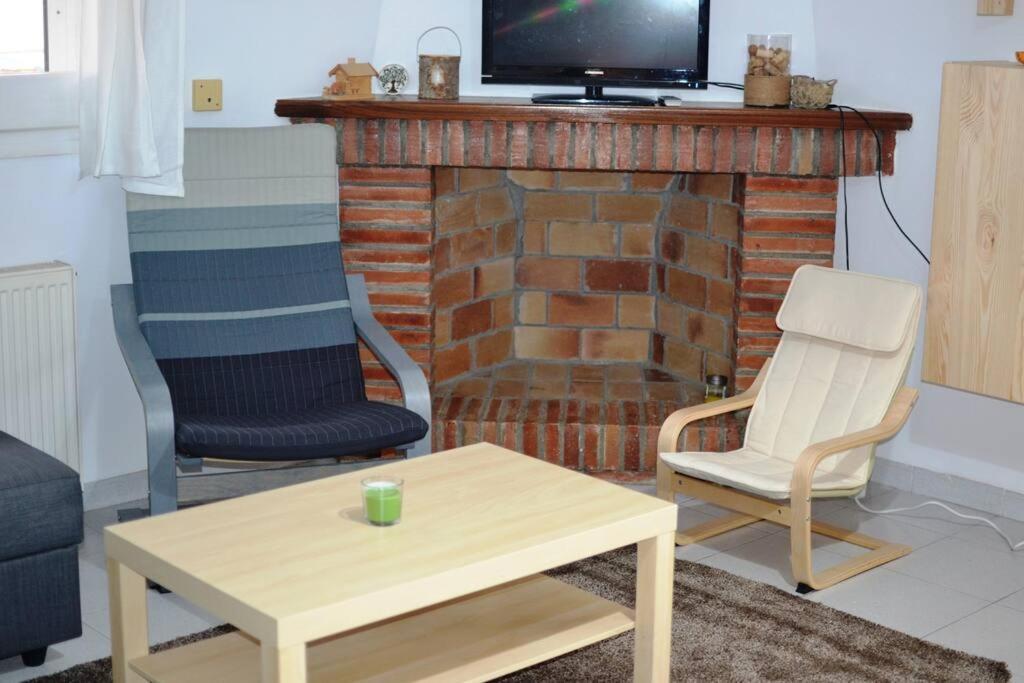 Cool Breeze Apartment Macanet De Cabrenys Luaran gambar